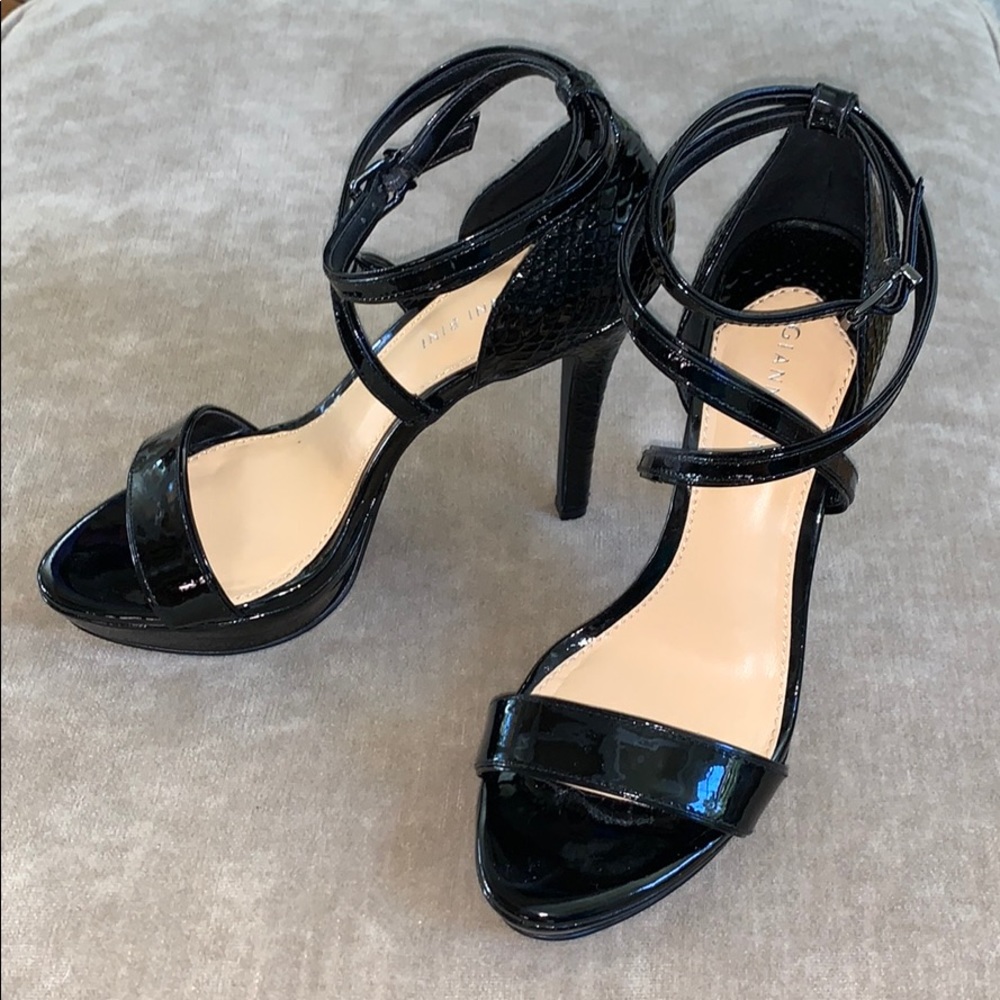 Gianni Bini Emily Stack Heel - Black 9.5